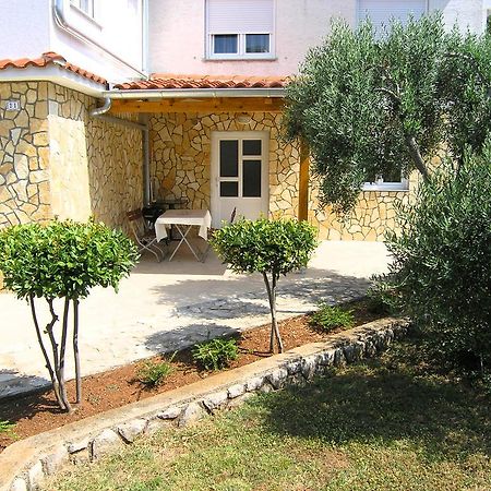 Apartment Martina Krk Town Zewnętrze zdjęcie