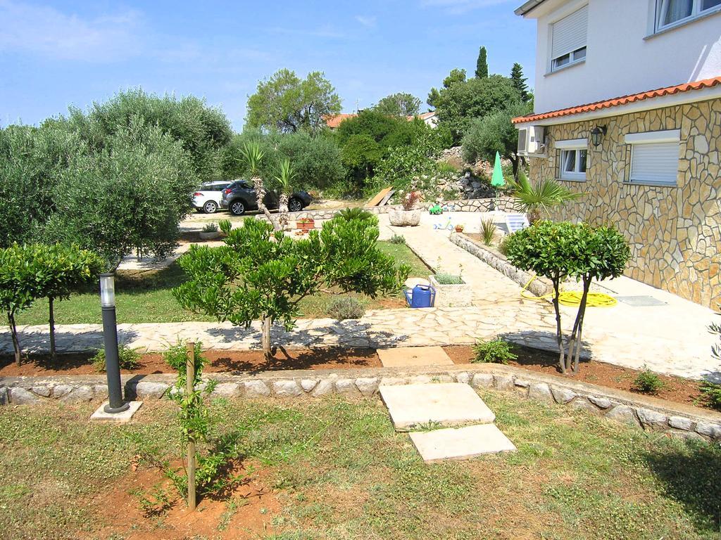 Apartment Martina Krk Town Zewnętrze zdjęcie